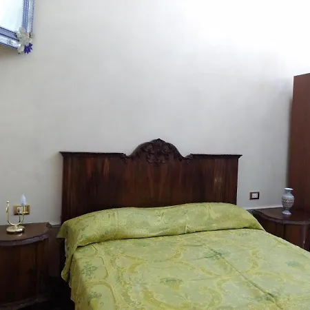 Bbtiepolo البندقية