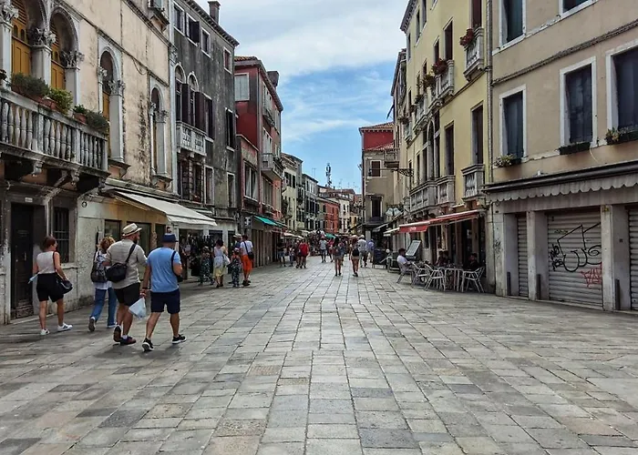 Bbtiepolo البندقية