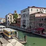 Bb帝波罗旅馆 3*